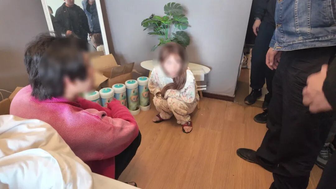 抓28人!天津警方摧毁一个辐射全市的 “笑气” 违法犯罪链条 抓28人!天津警方摧毁一个辐射全市的 “笑气” 违法犯罪链条