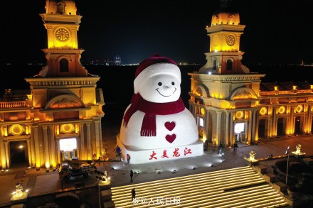 你想打卡吗？哈尔滨雪人组团亮相