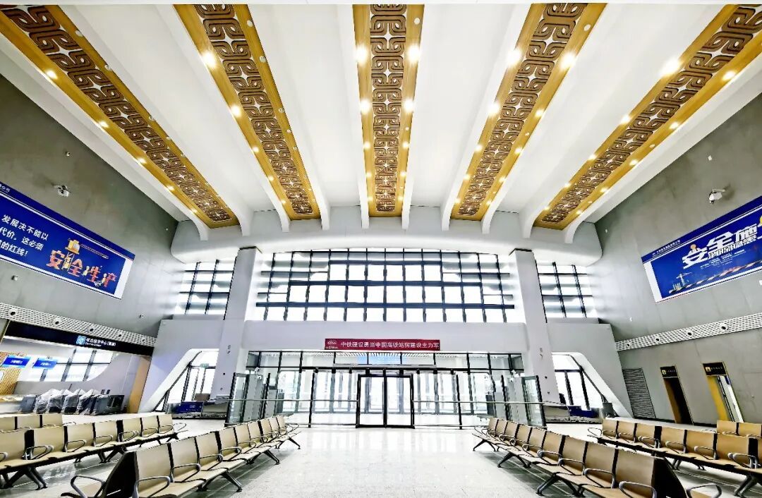 高铁开通倒计时！新车站亮相