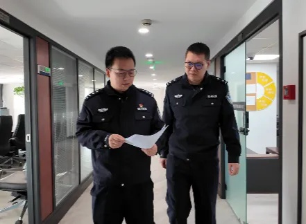 “居家带货日入千元”，近400位“宝妈”被骗超500万！上海警方抓获62名嫌疑人