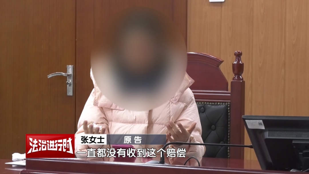 高空抛物砸坏车辆 六旬老人被公诉