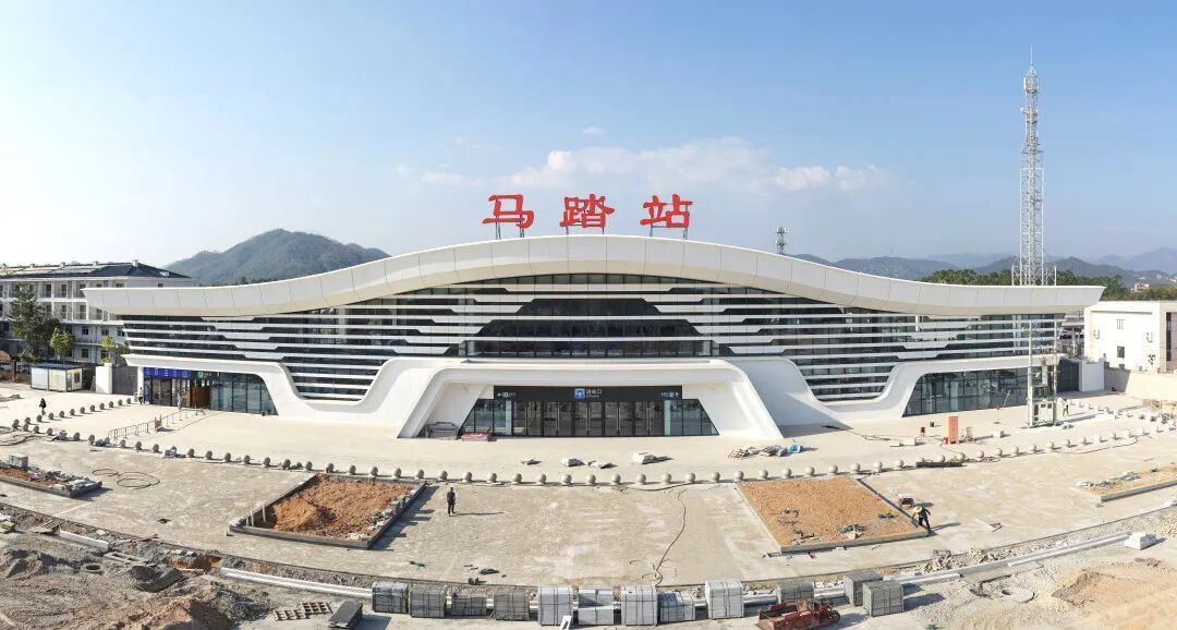 高铁开通倒计时！新车站亮相