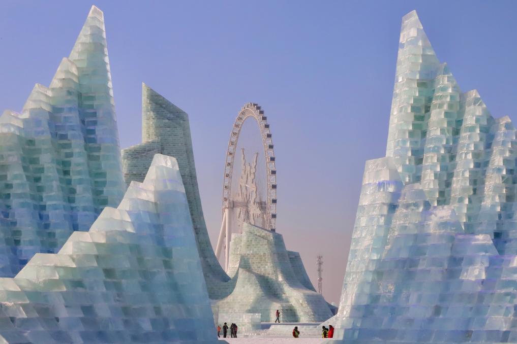 哈尔滨冰雪大世界开园首日观察 哈尔滨冰雪大世界开园首日观察