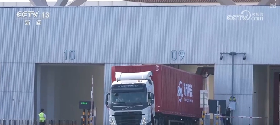 多视角观察海南全岛封关·释放多重发展机遇“让企业省钱、人才多赚钱” 多视角观察海南全岛封关·释放多重发展机遇“让企业省钱、人才多赚钱”