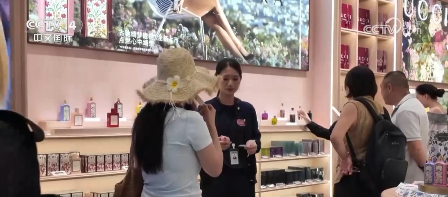 多视角观察海南全岛封关·释放多重发展机遇“让企业省钱、人才多赚钱” 多视角观察海南全岛封关·释放多重发展机遇“让企业省钱、人才多赚钱”