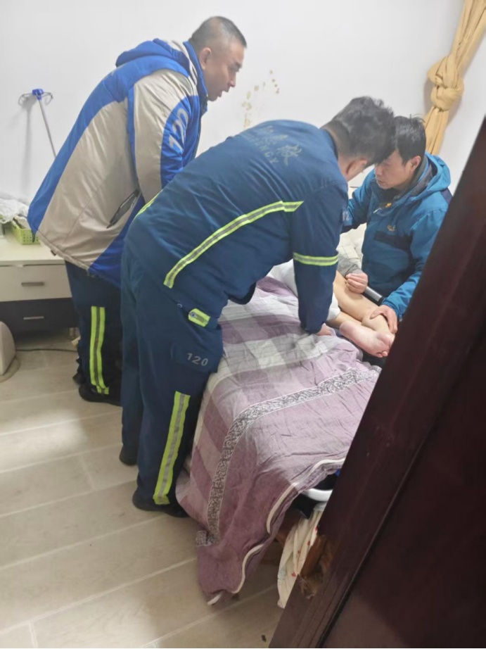 男子一月狂减30斤,服药后深夜抽搐昏迷!医生揭露减肥致命雷区 男子一月狂减30斤,服药后深夜抽搐昏迷!医生揭露减肥致命雷区