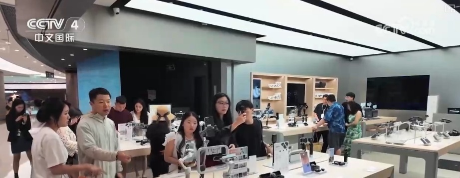 多视角观察海南全岛封关·释放多重发展机遇“让企业省钱、人才多赚钱” 多视角观察海南全岛封关·释放多重发展机遇“让企业省钱、人才多赚钱”