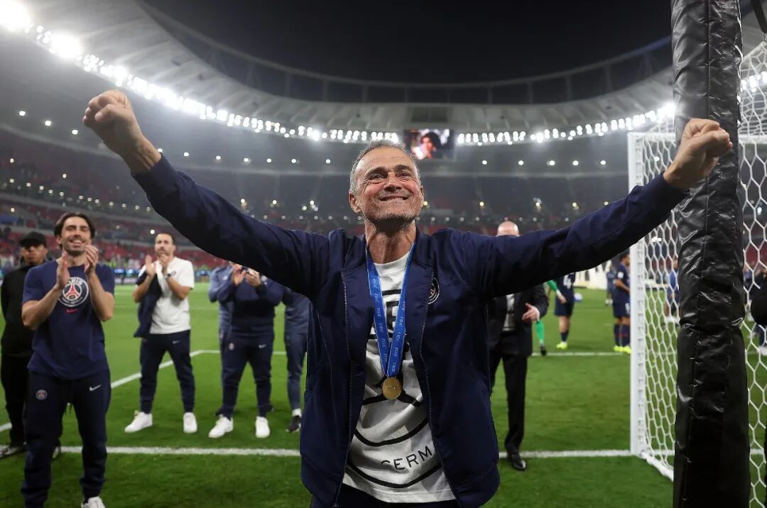 历史第三支!巴黎成就“六冠王” 历史第三支!巴黎成就“六冠王”