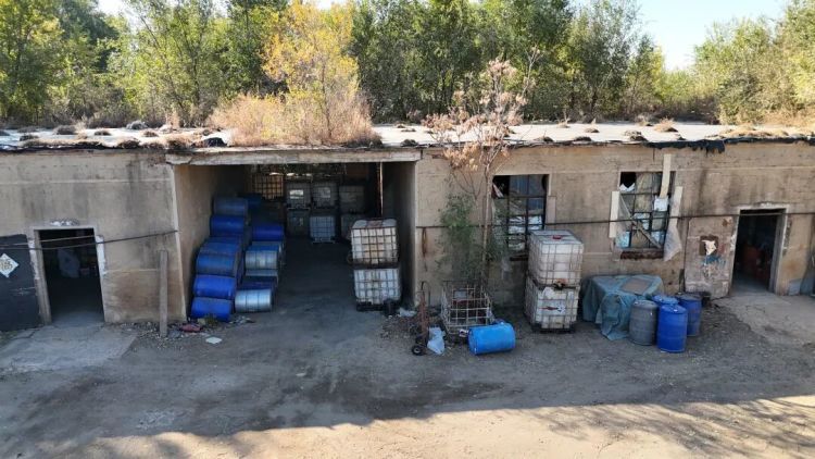 无人机侦察!查获28.67吨危化品 无人机侦察!查获28.67吨危化品