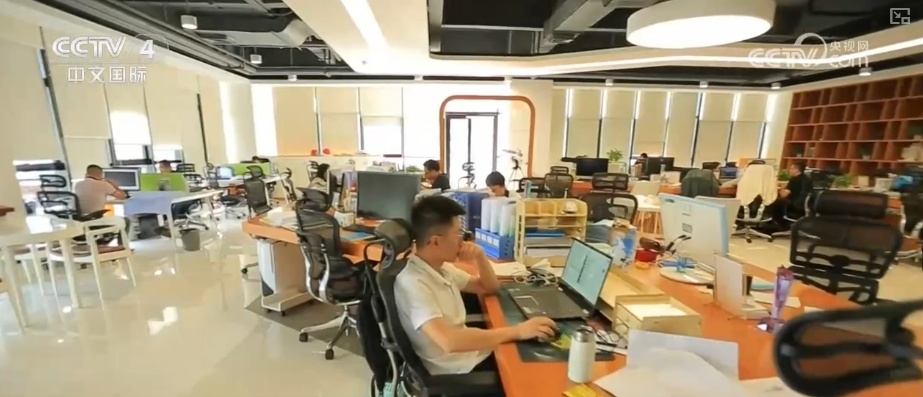 多视角观察海南全岛封关·释放多重发展机遇“让企业省钱、人才多赚钱” 多视角观察海南全岛封关·释放多重发展机遇“让企业省钱、人才多赚钱”