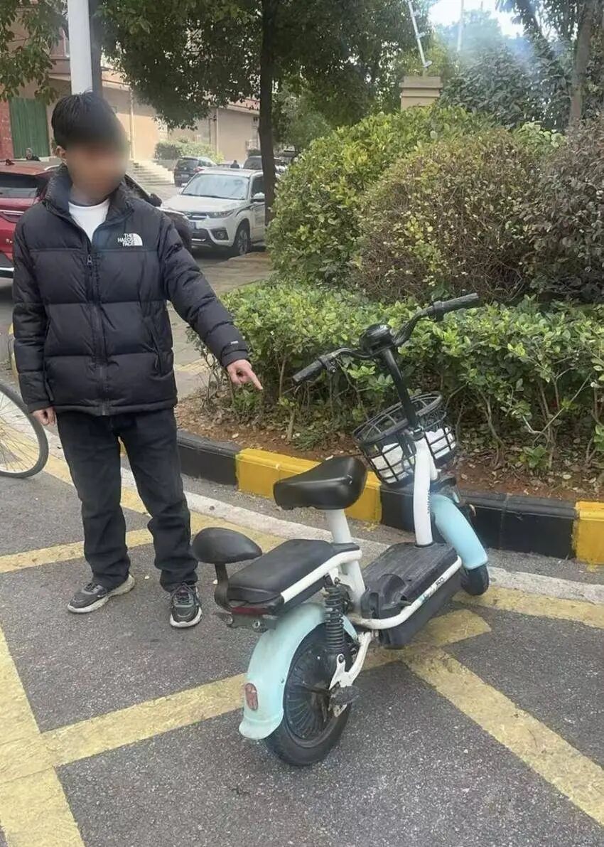 粗心小偷留下线索方便警察查