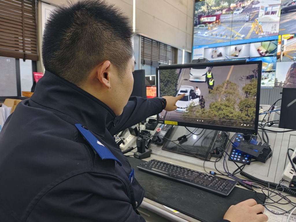 上海启动“黑飞”整治以来，飞手、无人机主动登记数分别上升31%、40%