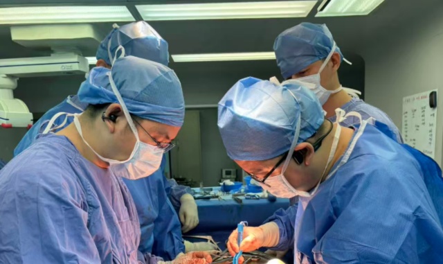 惊心动魄!60岁老人因意外“头颈分离”直送ICU 惊心动魄!60岁老人因意外“头颈分离”直送ICU