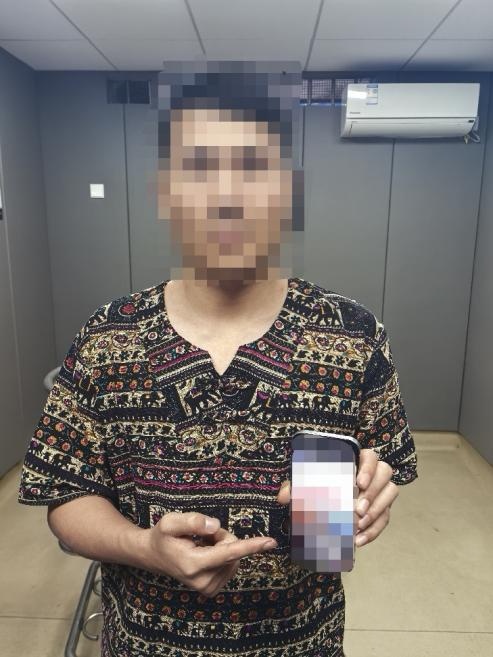 确认系摆拍！位某已行拘