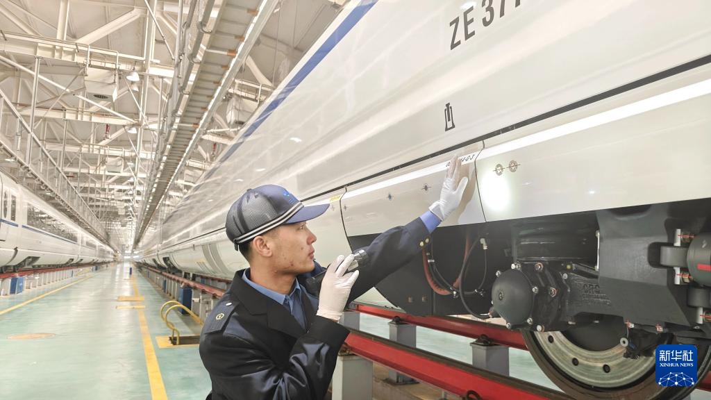 检修列车保平安