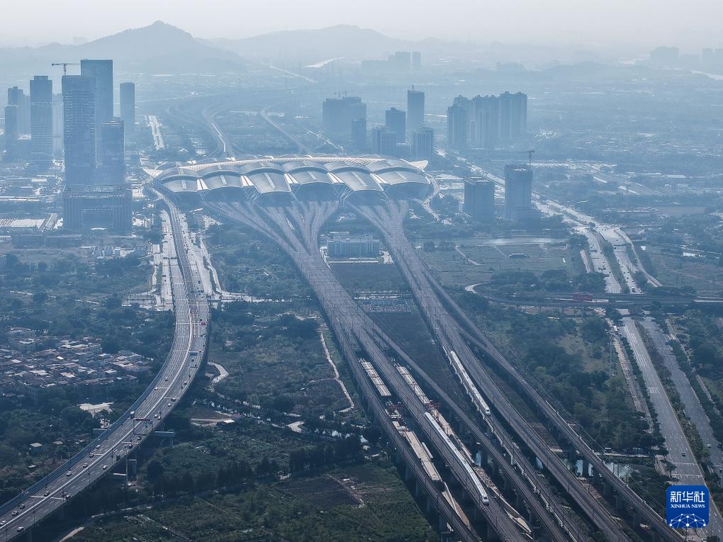 广州：保障“高铁进城”施工安全