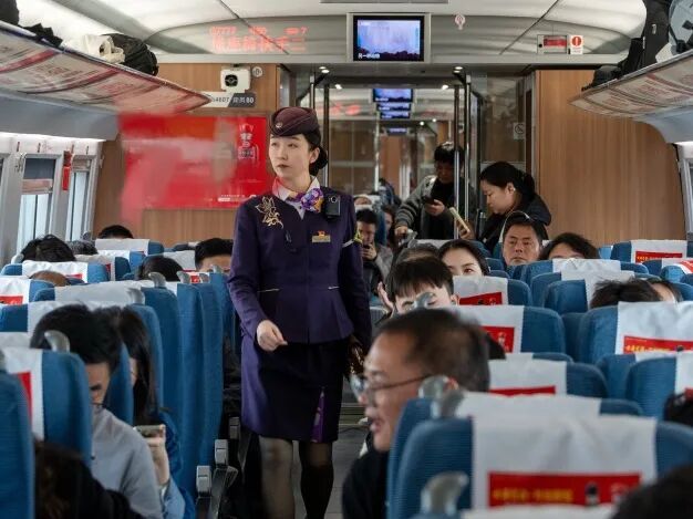 G7777次列车，出发！