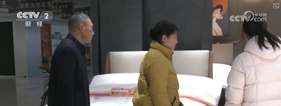 “暖消费”悄然升温 “国风”款走俏家纺市场产销两旺