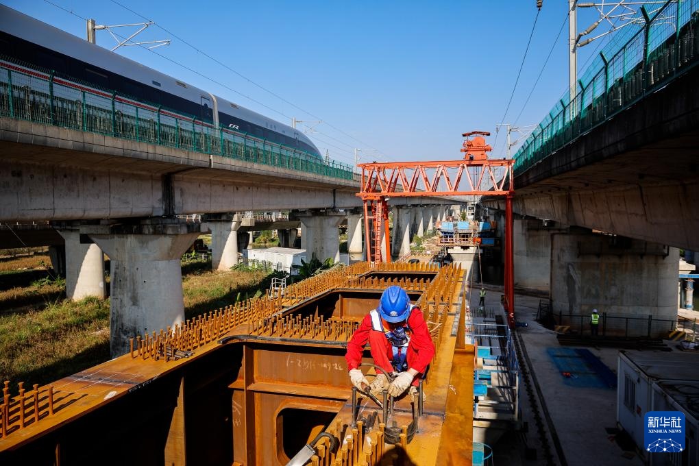 广州：保障“高铁进城”施工安全