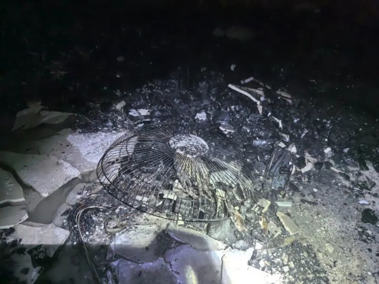 连贴三晚，男子膝盖深Ⅲ度烫伤！很多人冬天都用它……