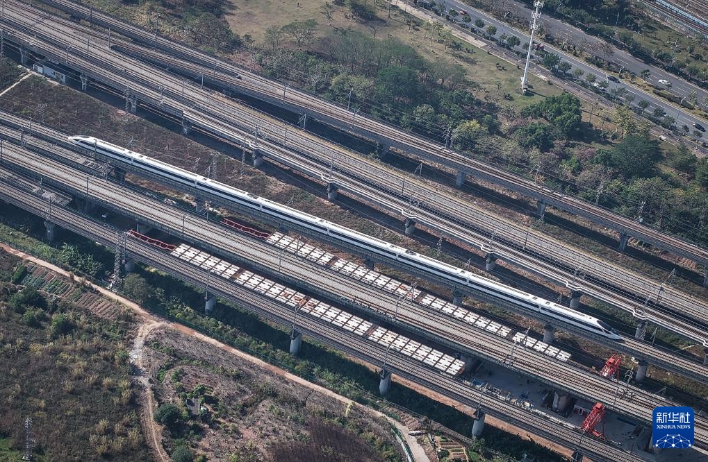 广州：保障“高铁进城”施工安全