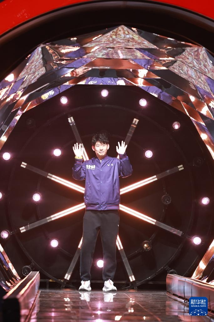 四位中国羽毛球队运动员退役仪式在杭州举行