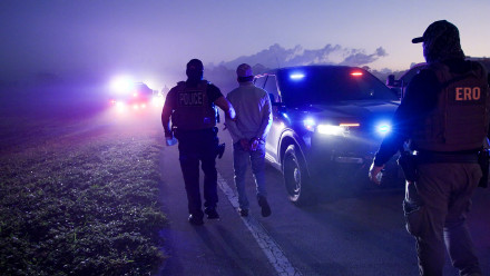 美国今年已遣返超62万非法移民