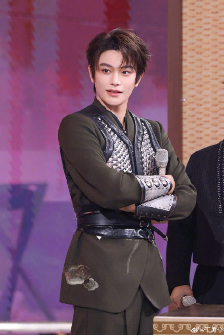 丁禹兮获评三级演员职称