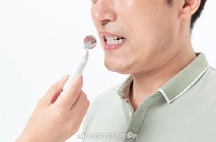 为什么牙缝越来越大？