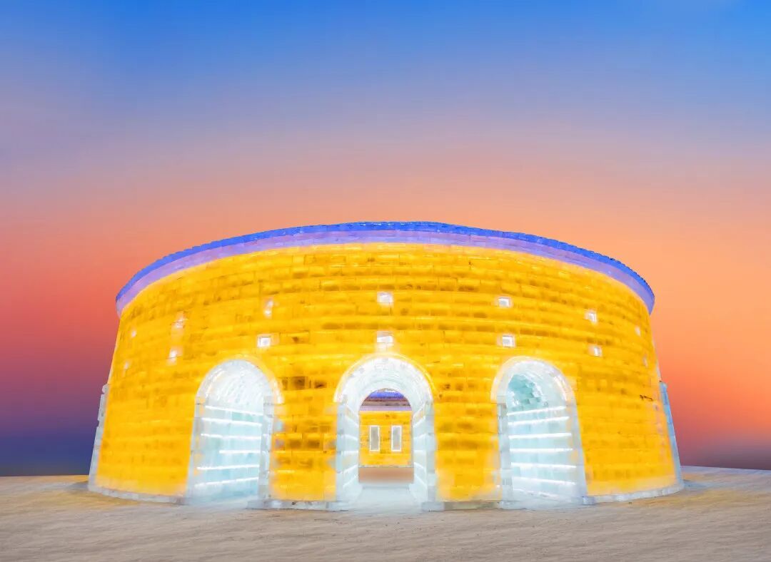 冬天，这座冰雪琉璃宫殿美的令人心醉