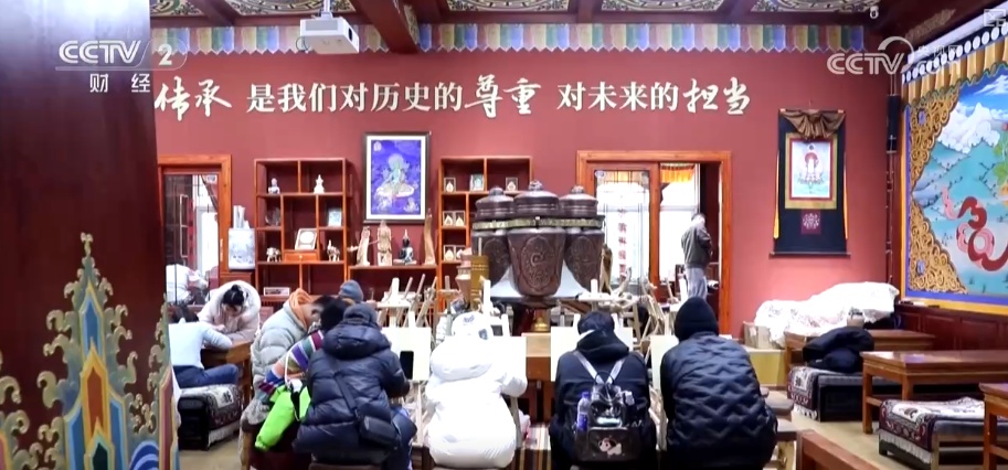 “冰雪+科考”“极寒躺冰” 特色玩法“上新”助力“冷”资源“热力全开”