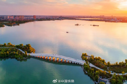 G7777次列车，出发！