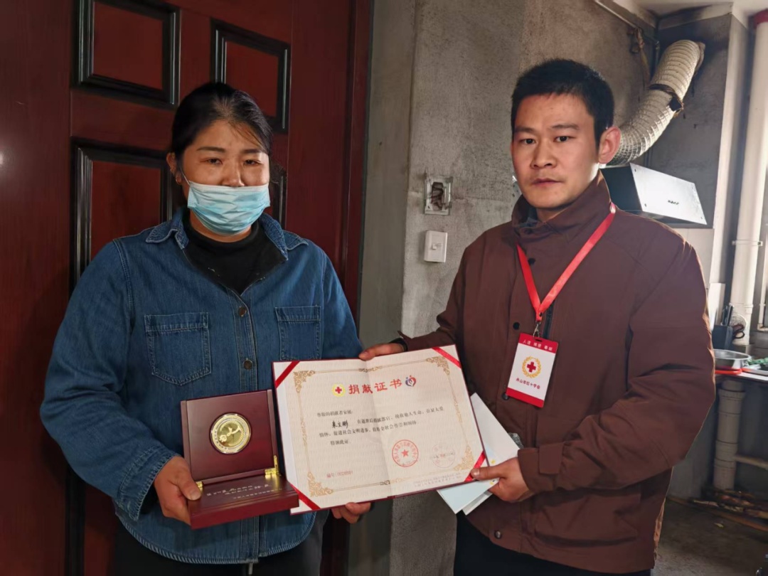 阜阳39岁男子遭遇车祸不幸离世！妻子含泪做了个决定！