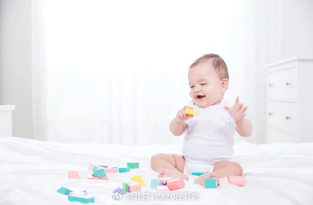 宝宝身体发育正常，为什么学会说话晚呢？