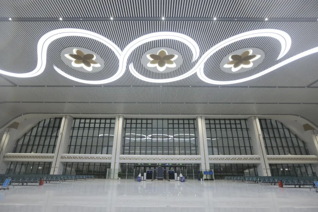 九省通衢再添新线！6座高铁站亮相