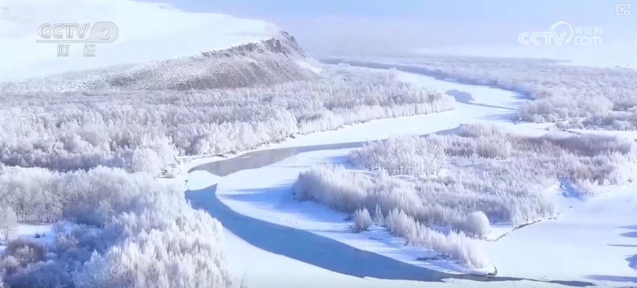 “冰雪+科考”“极寒躺冰” 特色玩法“上新”助力“冷”资源“热力全开”