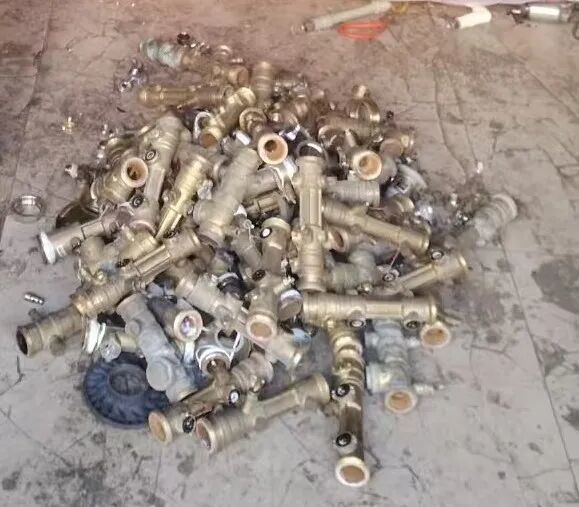 一场“乌龙”报警，竟牵出供暖配件盗窃大案！