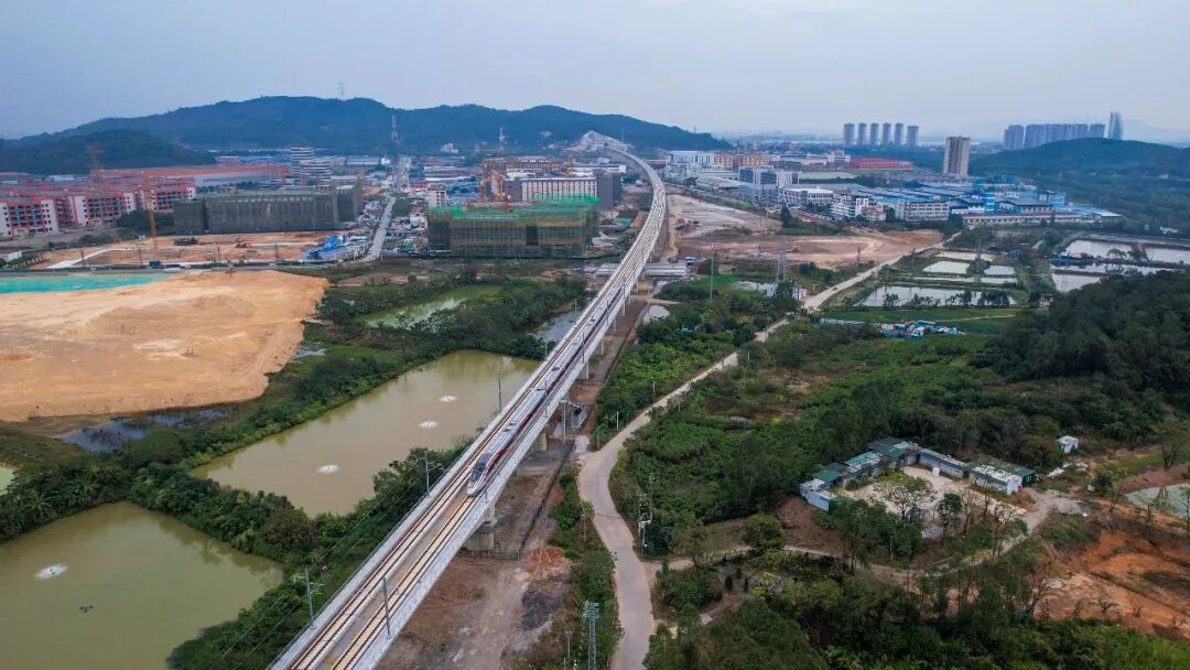 广湛高铁开通！广州到湛江只需一个半小时