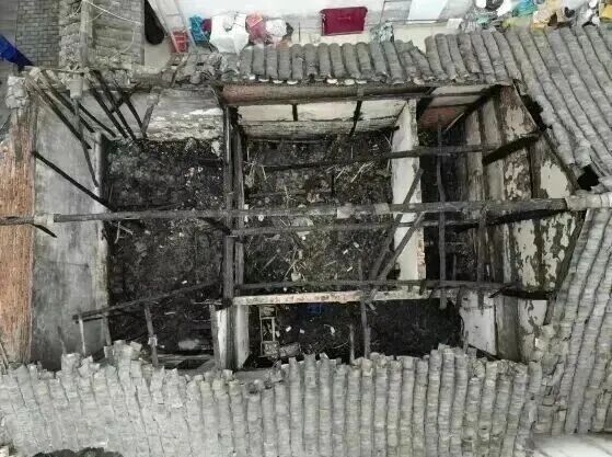 警惕“三合一”自建房火灾：家与店铺间的隐形危机