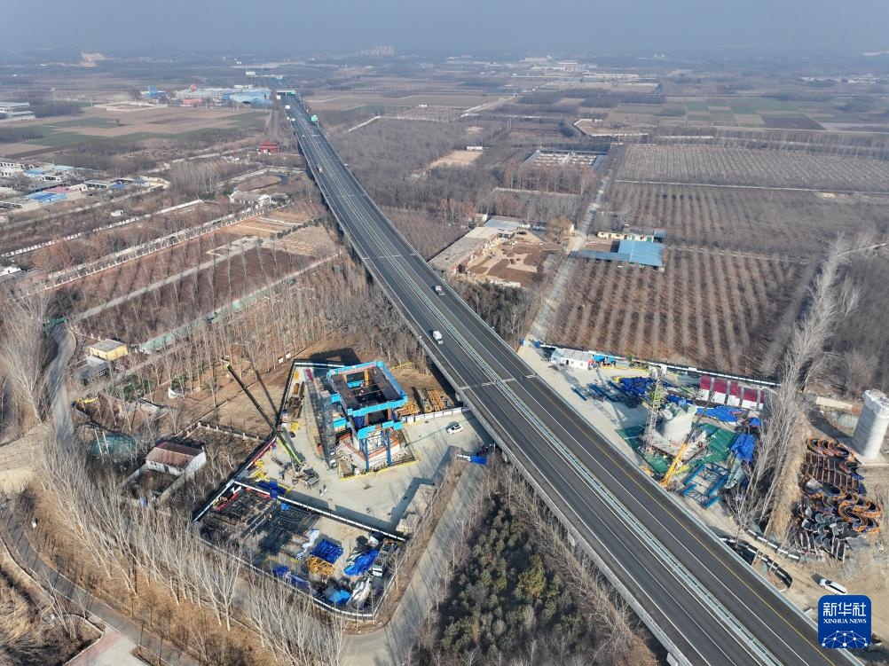 石雄铁路建设有序推进