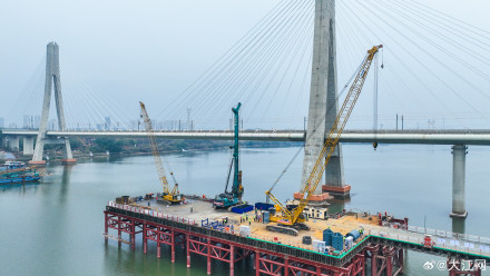 两座高铁大桥“贴身相伴”！长赣高铁江西段最大跨度桥梁开工