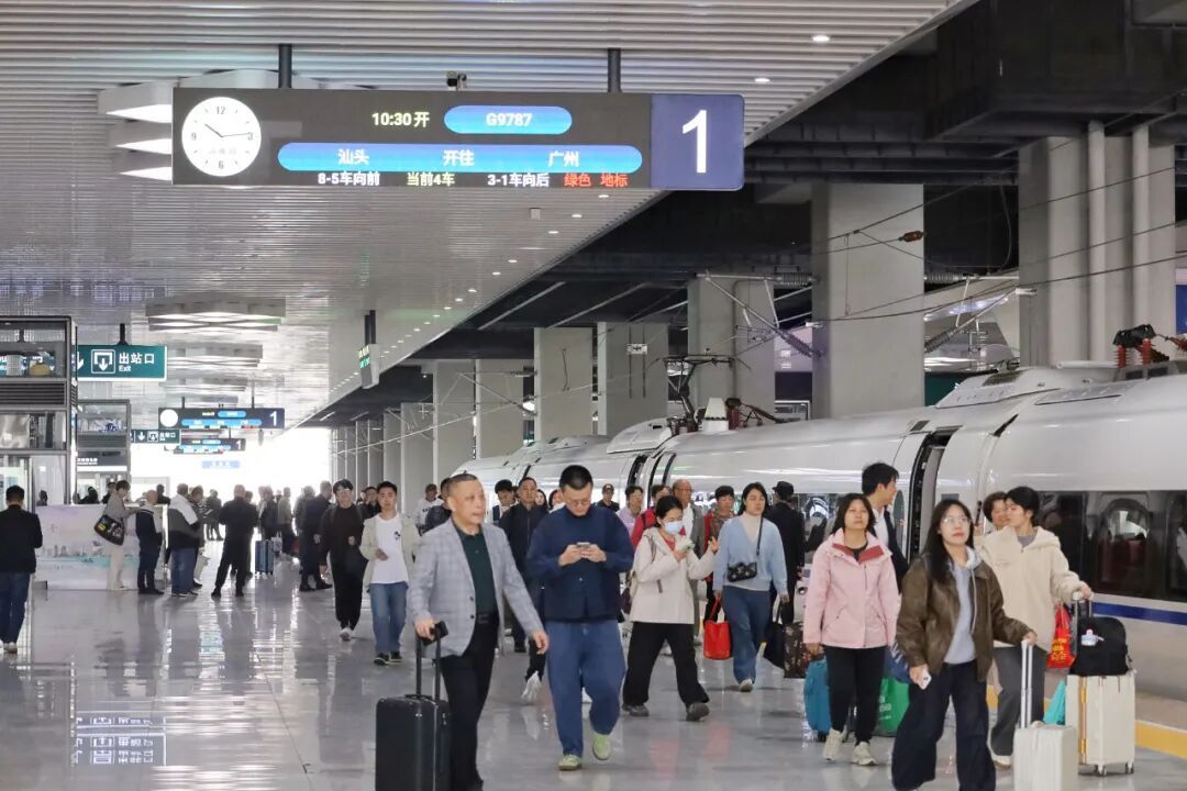 广东两条高铁同日开通！广州至湛江最快1.5小时可达