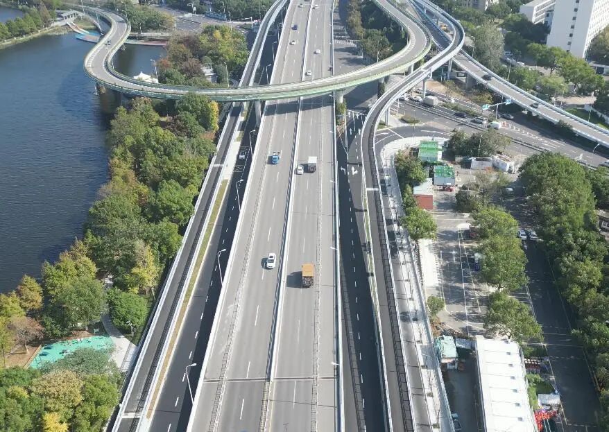 告别混行，庆丰桥江北段新车道今日开通！