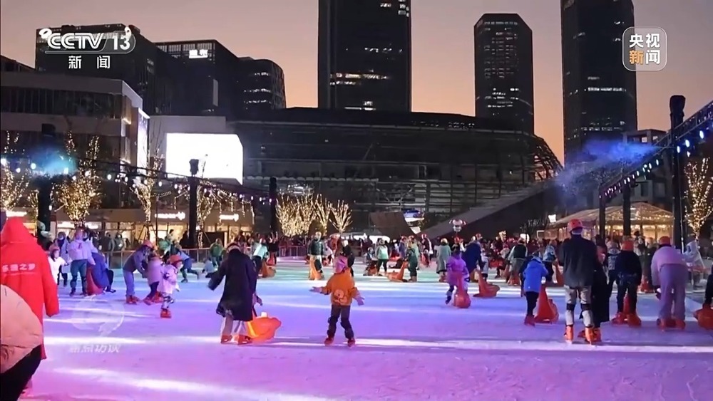 焦点访谈丨“冰雪+” 加出新场景新消费的无限可能