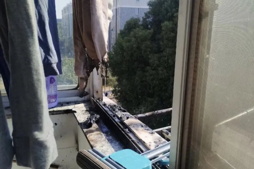 离奇的火灾！四楼着火五楼赔钱，还把三楼忙坏了……