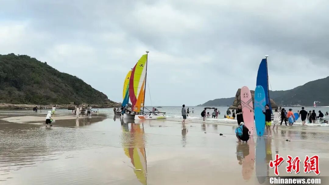 “全岛封关后，我们的生活正在改变”