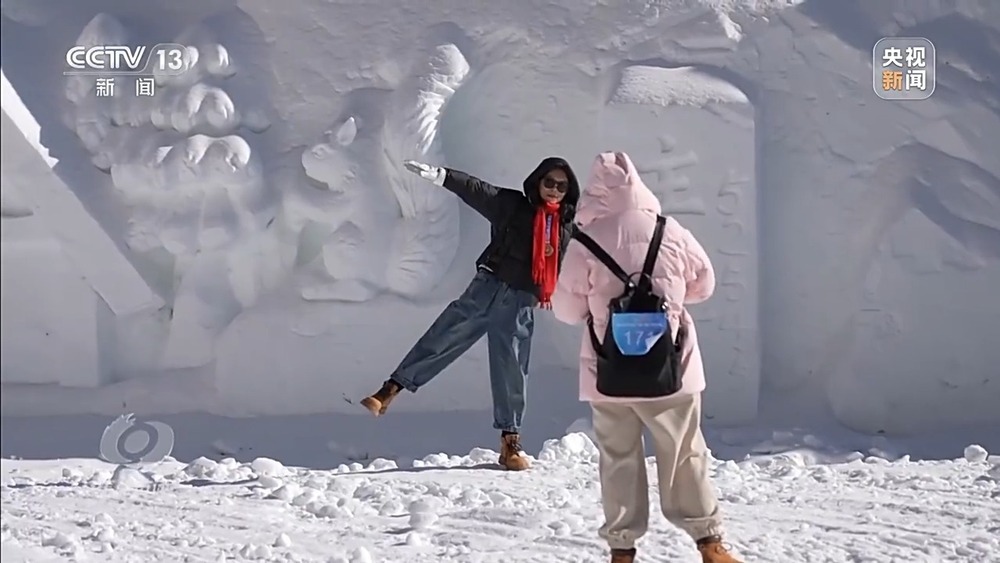 焦点访谈丨“冰雪+” 加出新场景新消费的无限可能