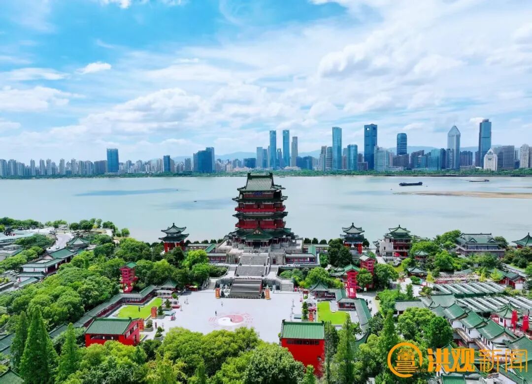 今年累计接待游客超1700万人次！滕王阁旅游区人气火爆