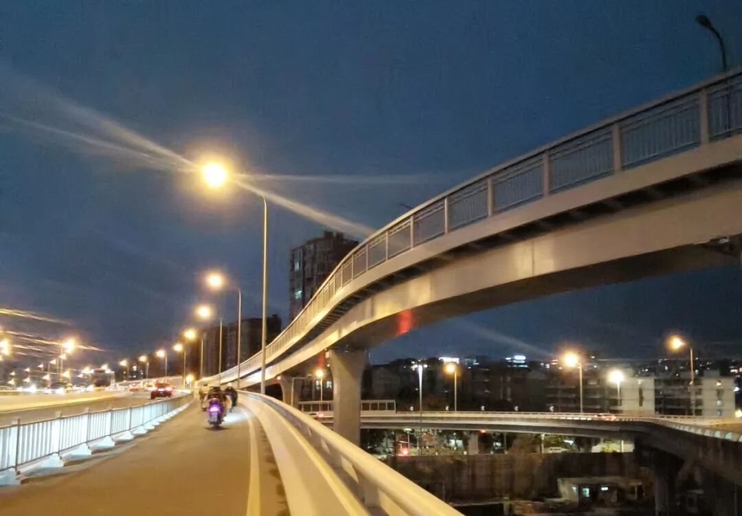 告别混行，庆丰桥江北段新车道今日开通！