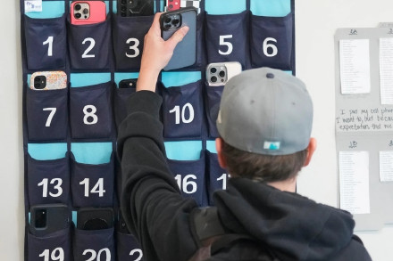 孩子多大适合拥有手机